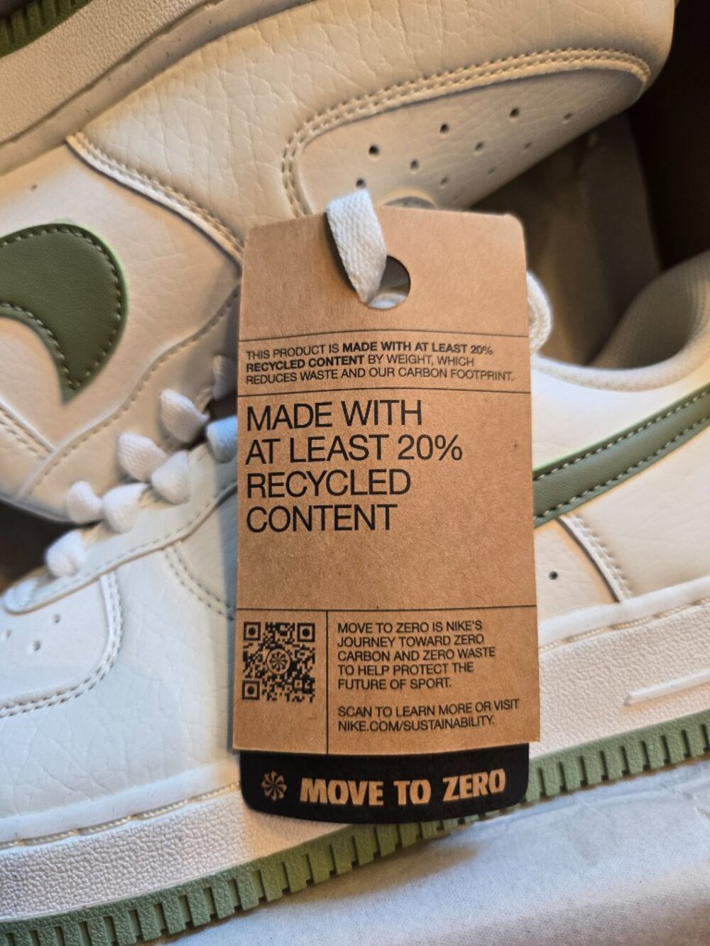 Nike Air Force 1 '07 NN Sail/Oil Green Women's Size 7 – Brand New with Tags - Picture 10 of 10